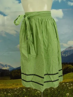 knielange Dirndlschürze mit Karo und Spitze  Dirndl-Schürze  TS959