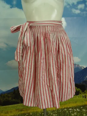 kurze Dirndlschürze mit Webmuster  Dirndl-Schürze   TS596
